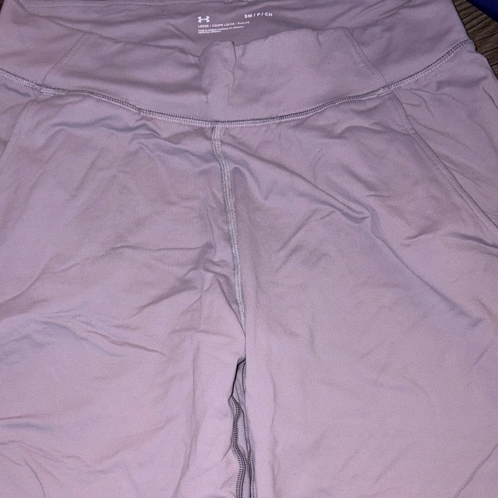 Under Armour Women’s Lavender-Lilac capri